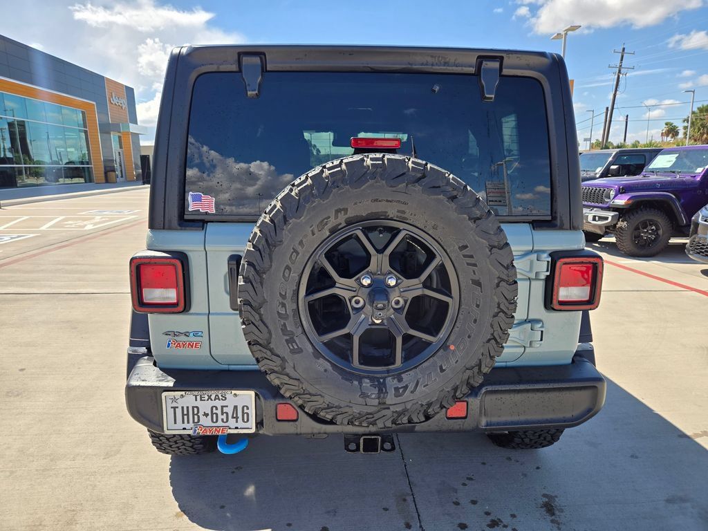 Used 2024 Jeep Wrangler Unlimited AWD/4WD image 4