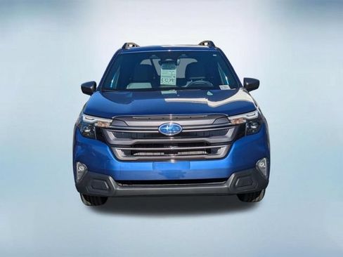 Used 2026 Subaru Forester Premium AWD/4WD image 8