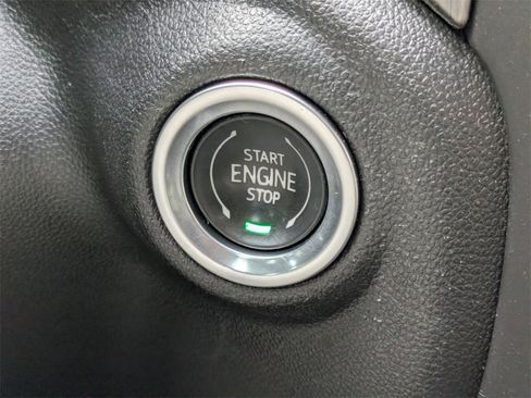 Used 2023 GMC Sierra 2500 Denali w/ Denali Black Diamond Edition image 33