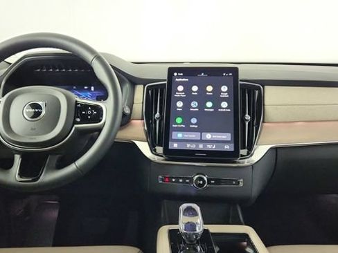 Certified 2026 Volvo XC90 B6 Ultra w/ Protection Package AWD/4WD image 27