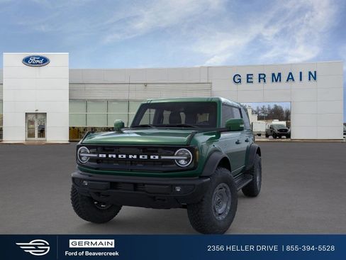 New 2025 Ford Bronco Outer Banks w/ Sasquatch Package image 2