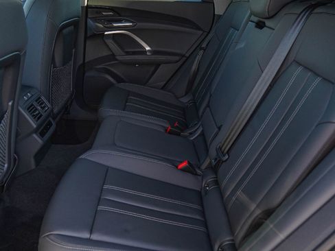 New 2025 Audi Q5 Premium Plus image 23