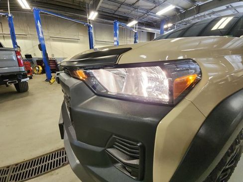 Used 2024 Chevrolet Colorado Trail Boss w/ Advanced Trailering Package AWD/4WD image 31