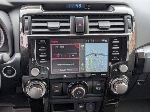 Used 2024 Toyota 4Runner TRD Off-Road AWD/4WD image 17