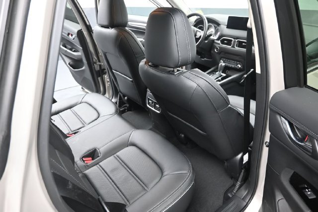 Certified 2025 MAZDA CX-5 AWD 2.5 S w/ Preferred Package image 17