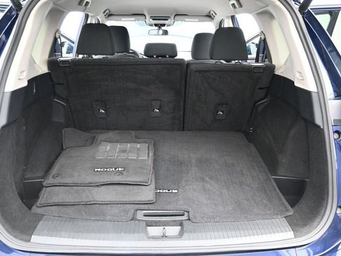Used 2024 Nissan Rogue SV AWD/4WD image 11