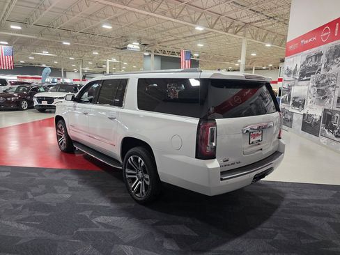Used 2018 GMC Yukon XL Denali w/ Open Road Package image 8