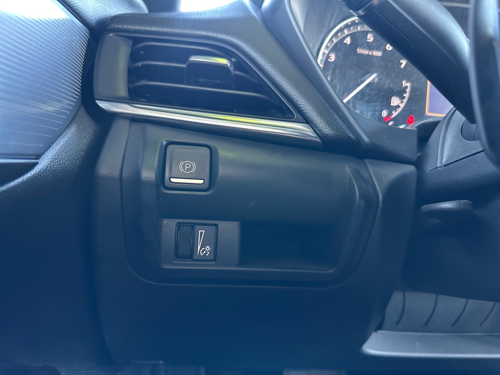 Used 2025 Cadillac CT4 Premium Luxury AWD/4WD image 19