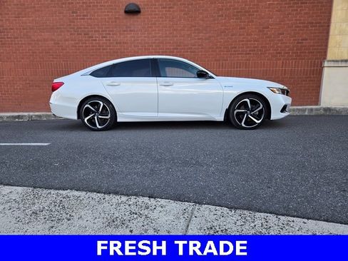 Used 2022 Honda Accord Sport image 1