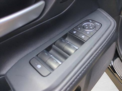 Certified 2025 Toyota Grand Highlander AWD image 12