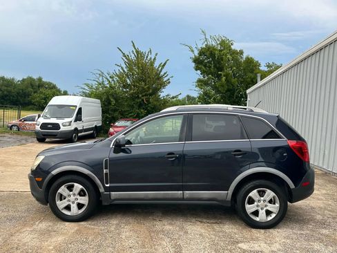 Used 2015 Chevrolet Captiva Sport LS image 3