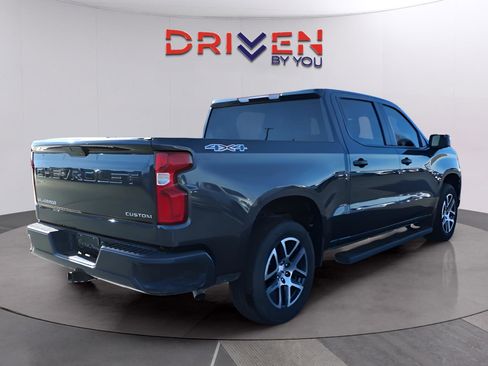 Used 2022 Chevrolet Silverado 1500 Custom image 6
