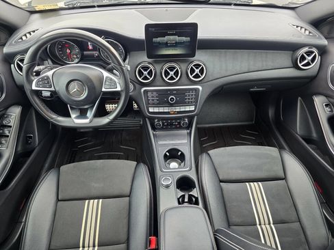 Used 2018 Mercedes-Benz GLA 250 4MATIC image 17