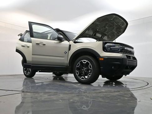 New 2025 Ford Bronco Sport Outer Banks AWD/4WD image 33