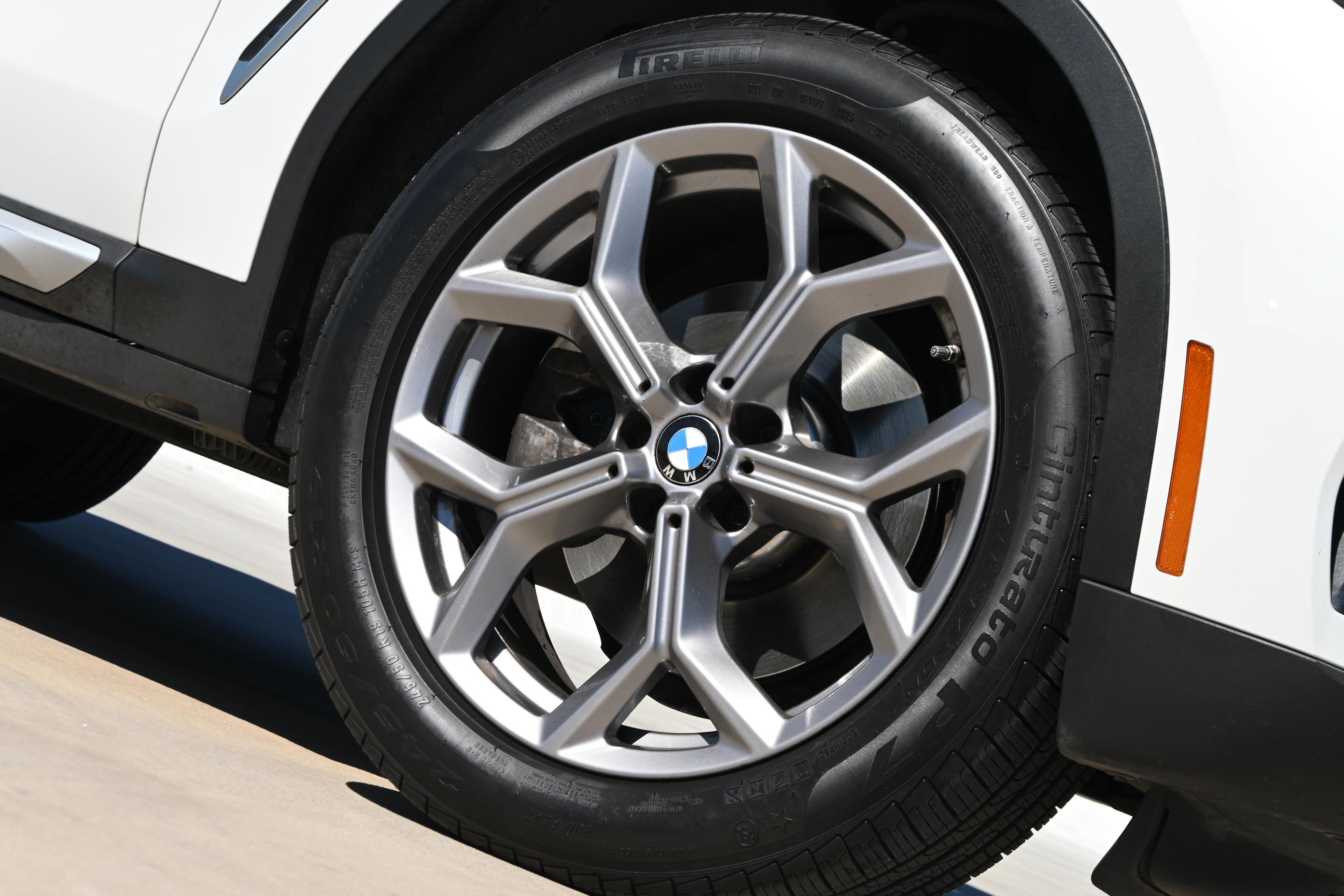 Used 2022 BMW X3 xDrive30i w/ Premium Package 2 (ZPA) AWD/4WD image 11