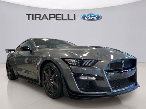 Used 2021 Ford Mustang Shelby GT500 w/ Carbon Fiber Track Pack image 4