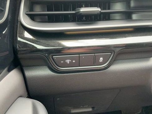 New 2025 Kia Carnival SX Prestige FWD image 19