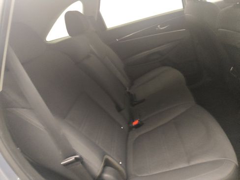 Used 2020 Kia Sorento S AWD/4WD image 19