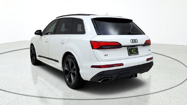 Used 2026 Audi Q7 3.0T Premium Plus w/ Premium Plus Package AWD/4WD image 6