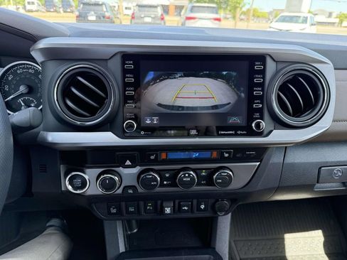 Certified 2023 Toyota Tacoma Limited AWD/4WD image 33