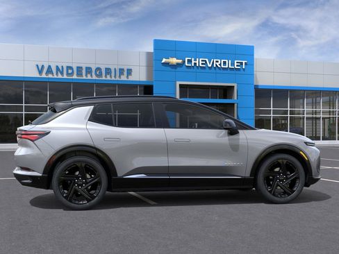 New 2026 Chevrolet Equinox EV RS image 32