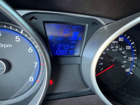 Used 2015 Hyundai Tucson GLS image 12