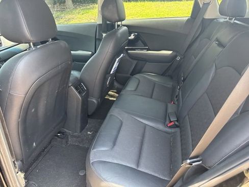 Used 2017 Kia Niro FWD image 9