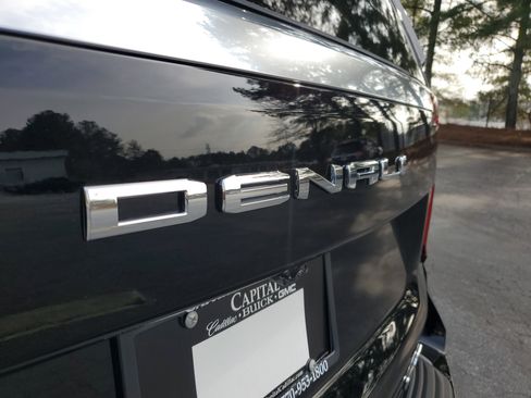 New 2026 GMC Yukon Denali image 5