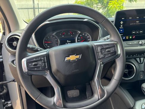 Used 2025 Chevrolet Blazer LT FWD image 28