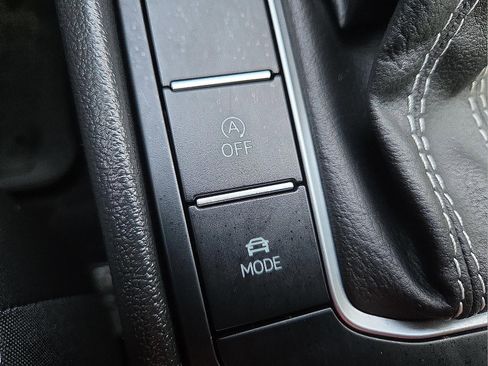 Used 2024 Volkswagen Jetta SEL image 21