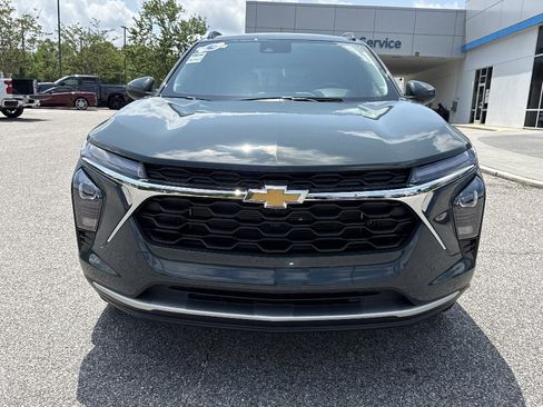 New 2026 Chevrolet Trax LT FWD image 8