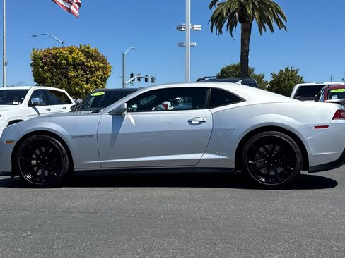 Used 2014 Chevrolet Camaro ZL1 RWD image 8