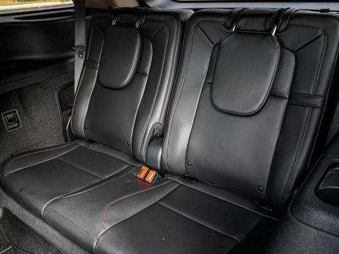 Used 2023 Lincoln Aviator Reserve w/ Equipment Group 201A image 17