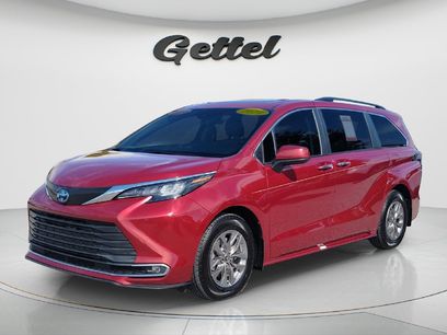 Used 2024 Toyota Sienna XLE