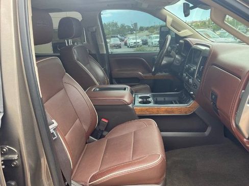 Used 2015 Chevrolet Silverado 2500 High Country w/ Duramax Plus Package AWD/4WD image 10