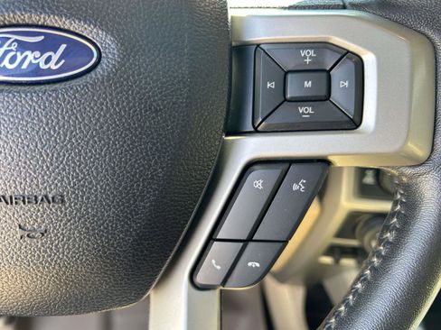 Used 2017 Ford F150 Lariat AWD/4WD image 23