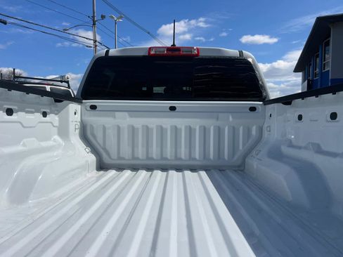 Certified 2024 GMC Canyon Elevation w/ Elevation Premium Package image 34