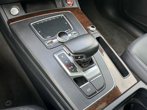 Used 2018 Audi Q5 2.0T Premium AWD/4WD image 15