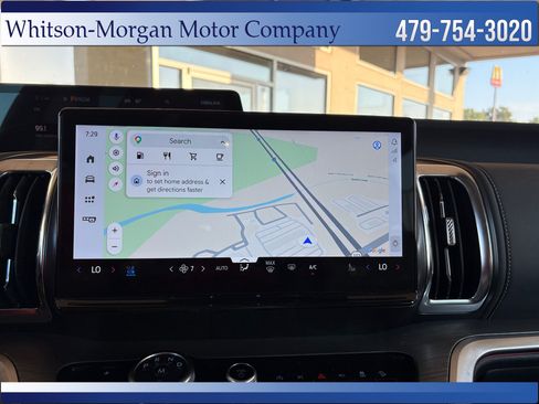 Used 2025 Ford Expedition Platinum w/ Driver's Package AWD/4WD image 12