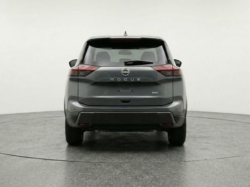 Used 2025 Nissan Rogue SV image 7
