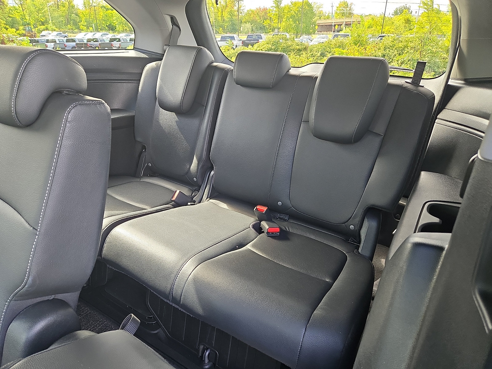 Used 2022 Honda Odyssey Touring image 11