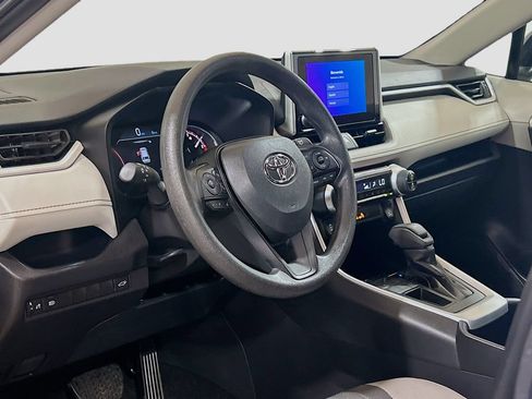 Used 2025 Toyota RAV4 XLE w/ Convenience Package FWD image 7