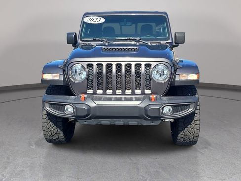 Used 2023 Jeep Gladiator Mojave AWD/4WD image 3