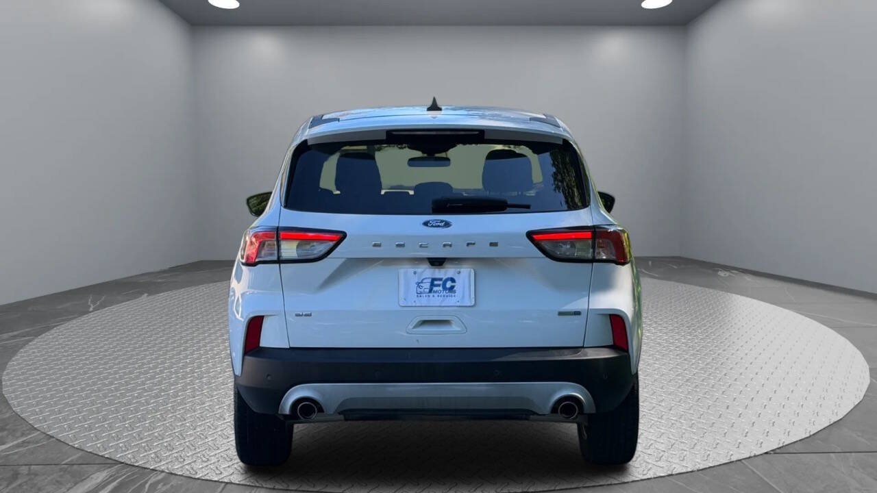 Used 2020 Ford Escape SE AWD/4WD image 5