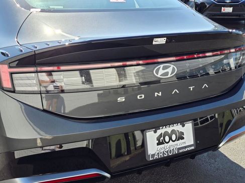 New 2026 Hyundai Sonata SEL FWD image 12