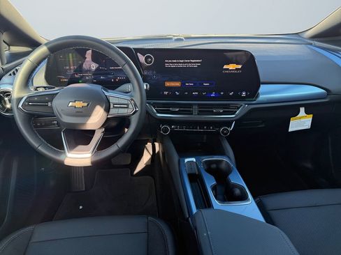 New 2026 Chevrolet Equinox EV LT image 10