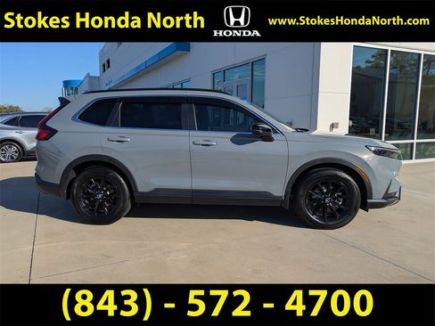 Certified 2025 Honda CR-V Sport image 3