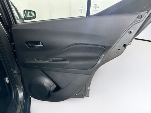Used 2024 Nissan Kicks SV w/ Interior Electronics Package FWD image 27