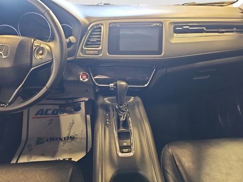 Used 2018 Honda HR-V EX-L image 12