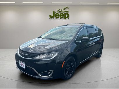 Used 2020 Chrysler Pacifica Touring-L w/ Advanced Safetytec Group